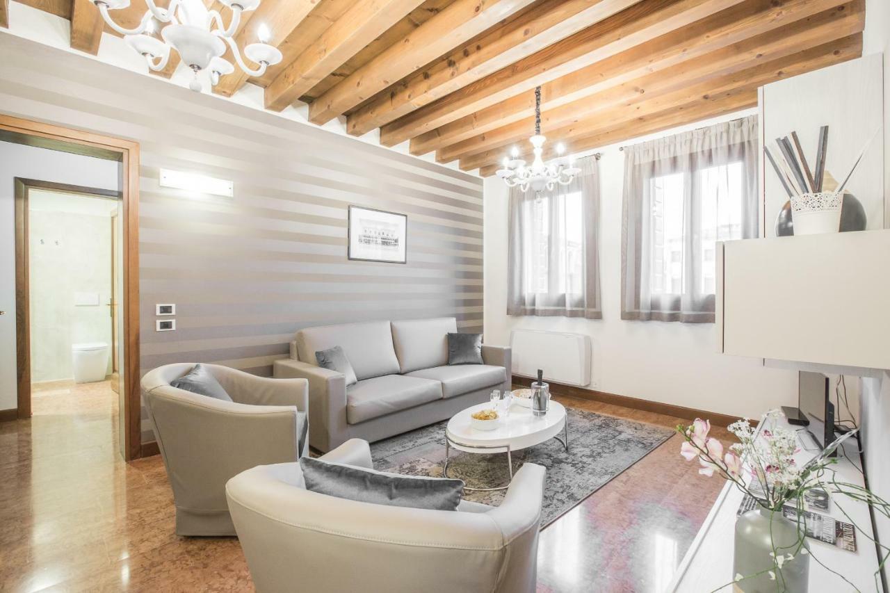 Ca' Del Monastero 6 Collection Chic For 4 Guests With Lift Appartamento Venezia